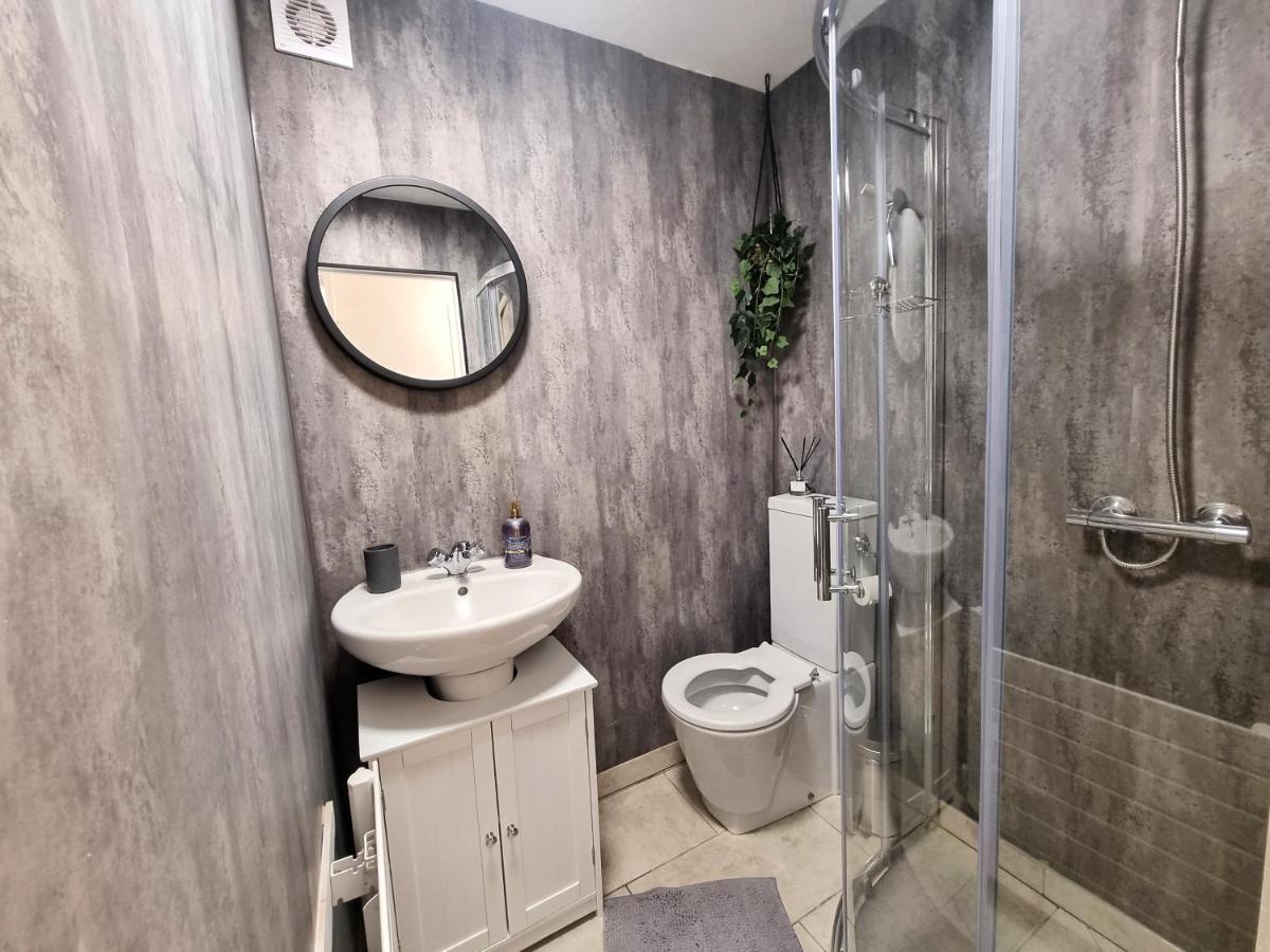 Cosy Apartment Nearby Train Station! Watford  Zewnętrze zdjęcie